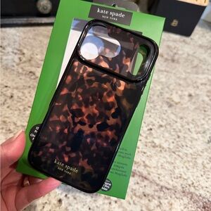 kate spade Brown Tortoise iPhone Case iPhone 17 pro max